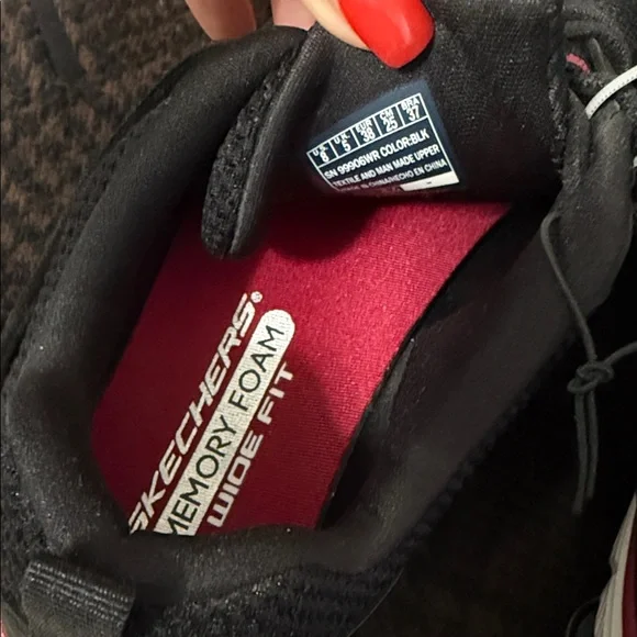 Skechers Women's Black and Pink Wide Fit Sneakers - Picture 4 of 5